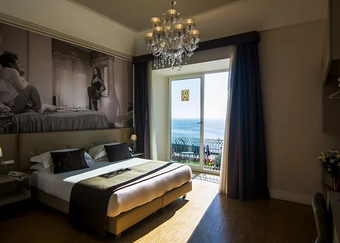  Partenope Relais