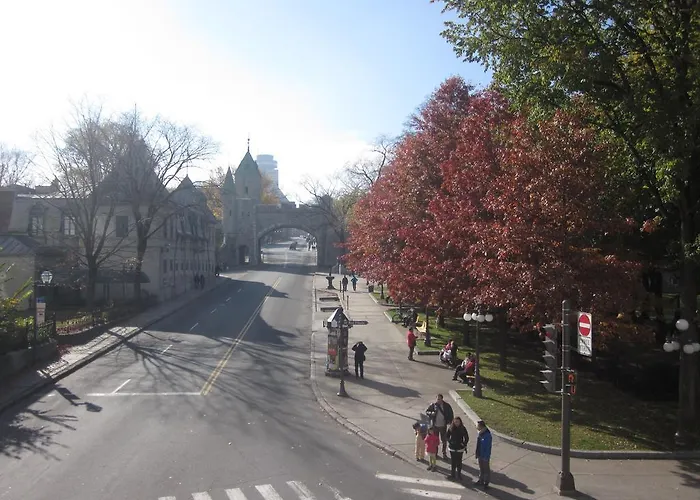 Hotel Manoir De L'Esplanade