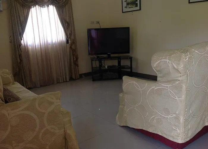 Calinisan Beach Resort