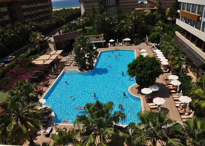 Luxe hotel: Port Side Resort Hotel