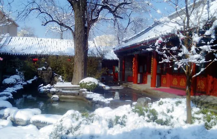 Beach hotel: Beijing Soluxe Courtyard Hotel