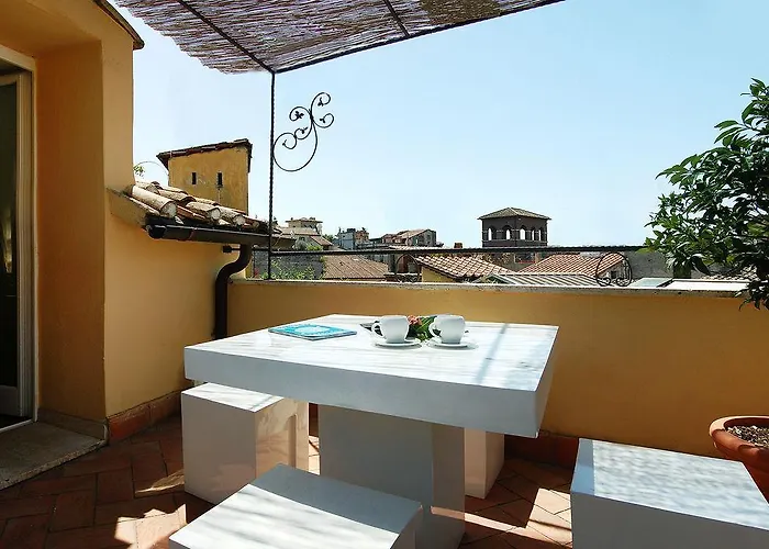 Best Selfcatering Navona Luxury Apartments