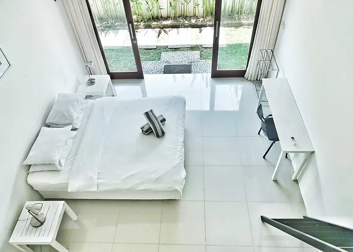 Canggu Beach Inn