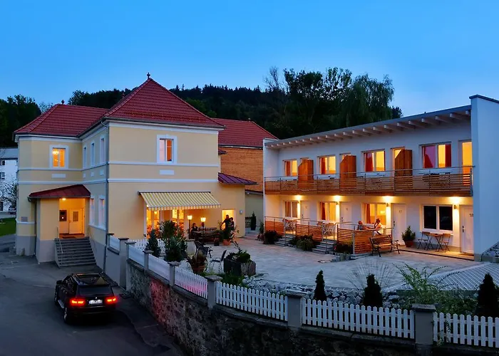 3 SterneHotel Garni Pension Gambrinus