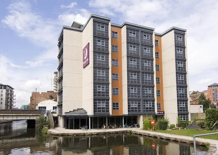 Premier Inn Nottingham Arena - London Road
