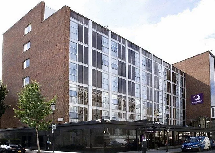 Familienhotel: Premier Inn London Kensington