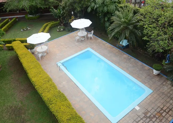 River Hotel