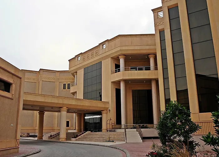 Familienhotel: Executives Hotel - Azizia