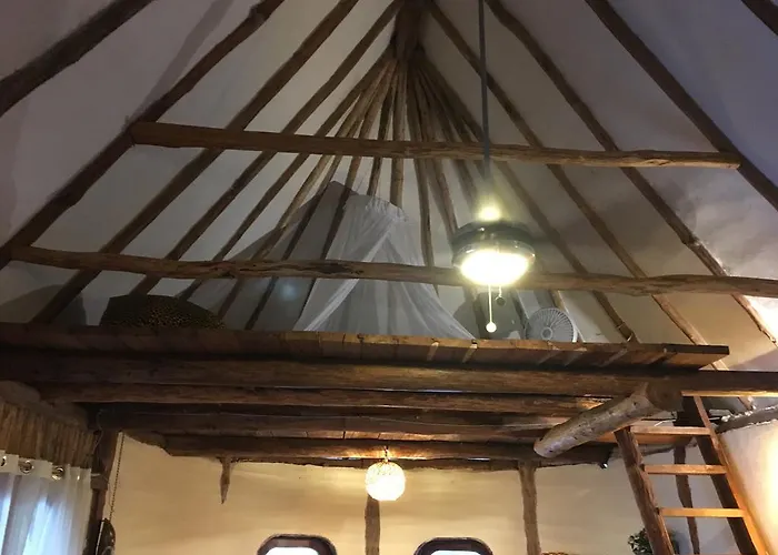 Harmony Glamping Boutique And Yoga Glamping