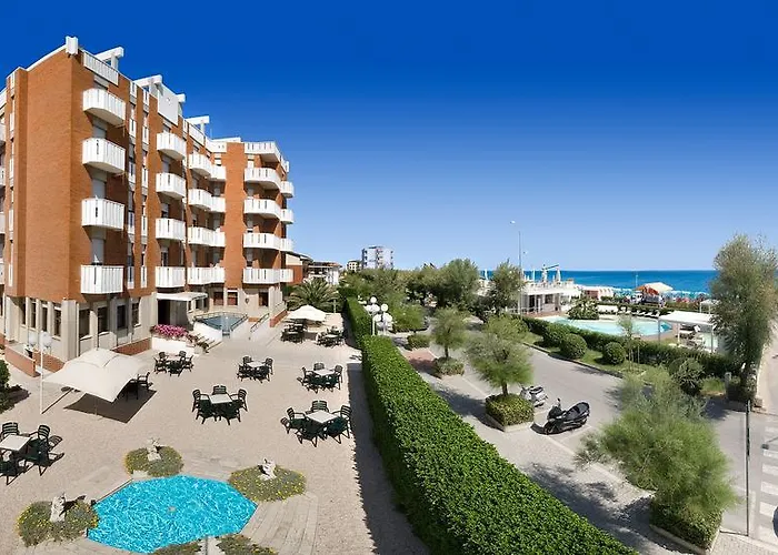 Hotel sulla spiaggia: Hotel Continental Fano