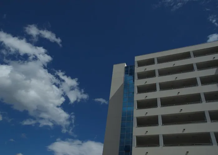 Home Club Suite Hotel