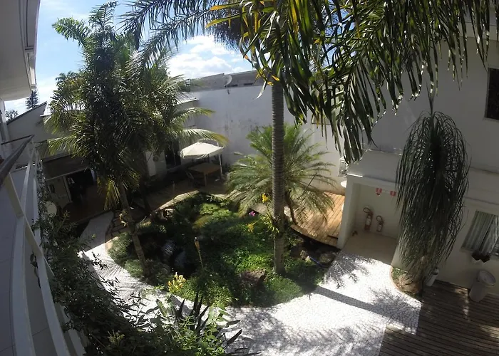 Hotel barato: Hotel e pousada oca