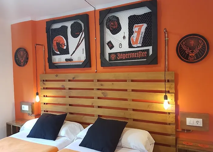 Barri Antic Hostel & Pub