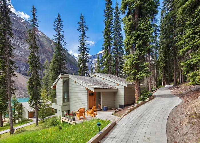 Moraine Lake Lodge