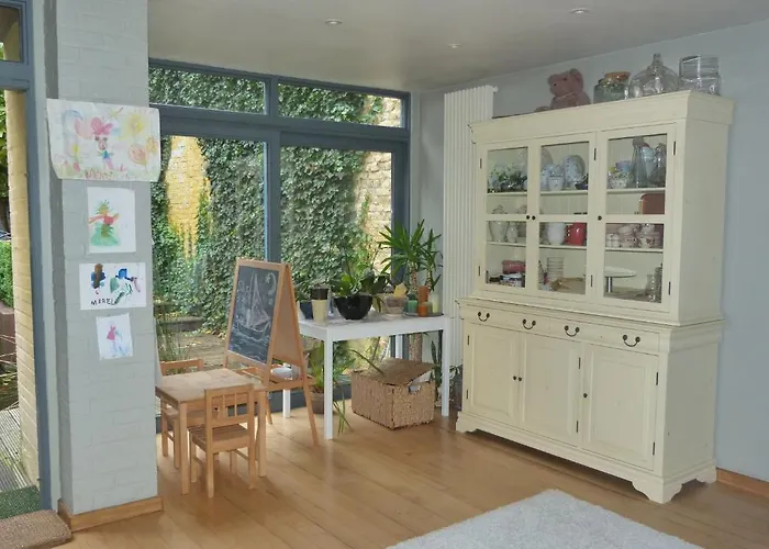 B&B: B&B Sparrow'S Nest