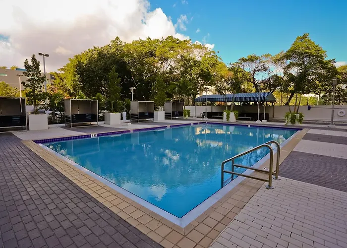Coconut Grove Apartments By Nuovo