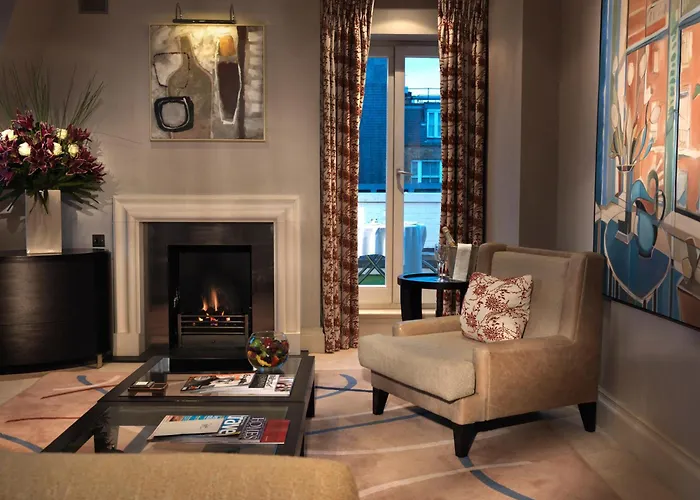 Hotel near College: The Stafford London