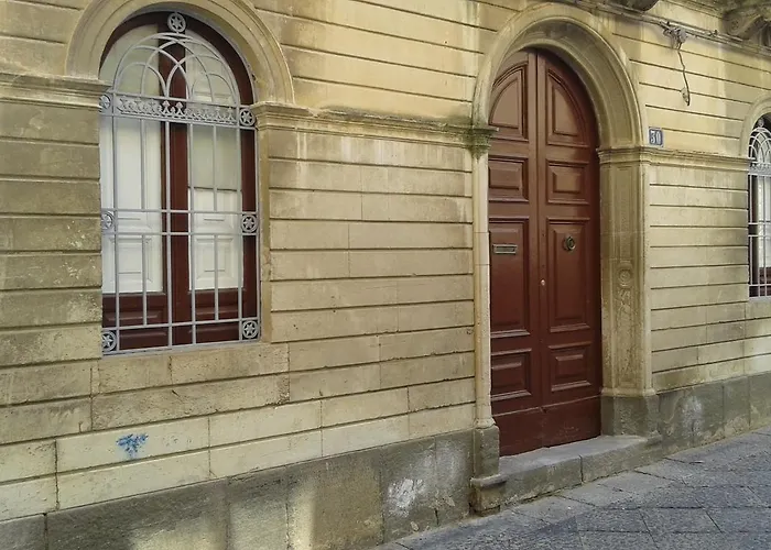 Palazzo Dei Vespri
