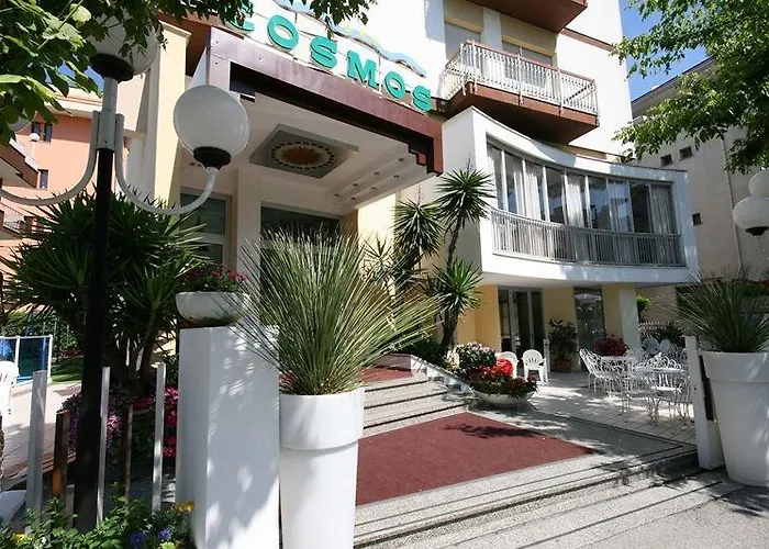Hotel Cosmos