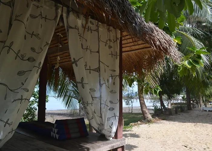 Baan Chid Talay