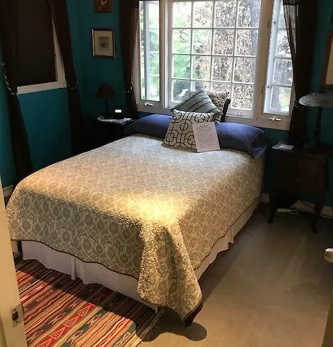 B&B only: Elaine'S Hollywood Bed & Breakfast