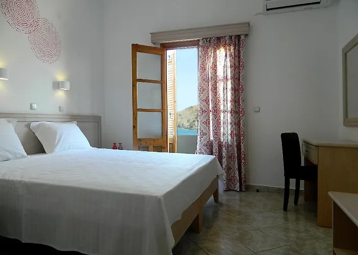 Armyra Hotel