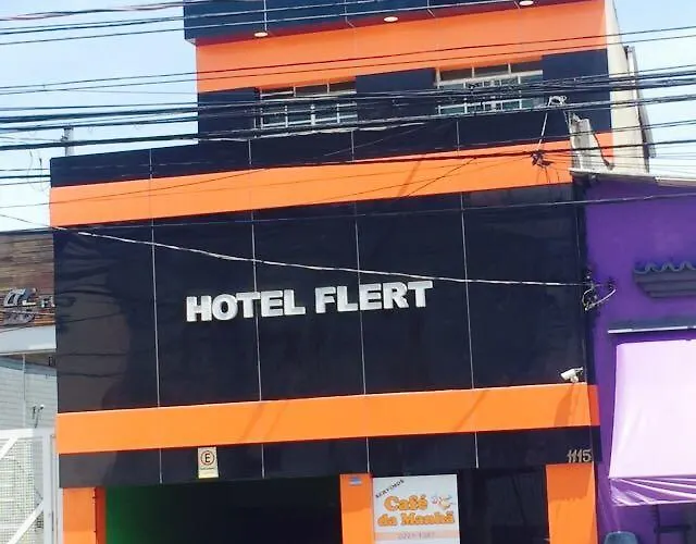Hotel barato: Hotel Flert Santana