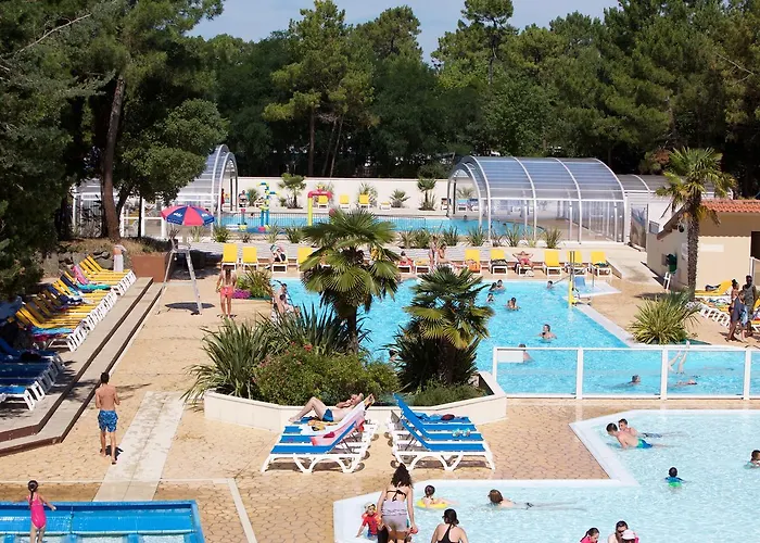 Hôtel de plage: Camping Officiel Siblu Le Bois Dormant