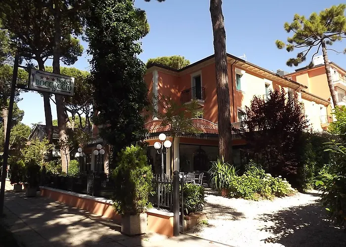 Hotel Boccaccio-free parking-