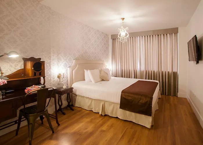 Luxury hotel only: Ife Boutique