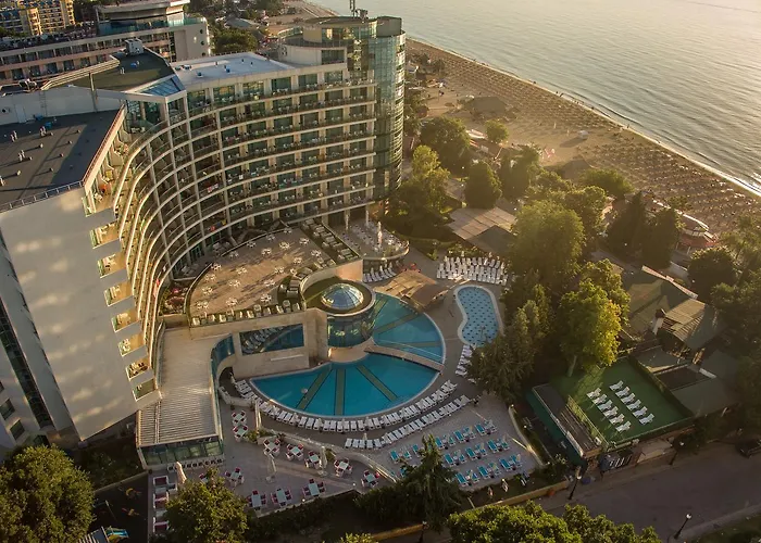 Family resorts Marina Grand Beach