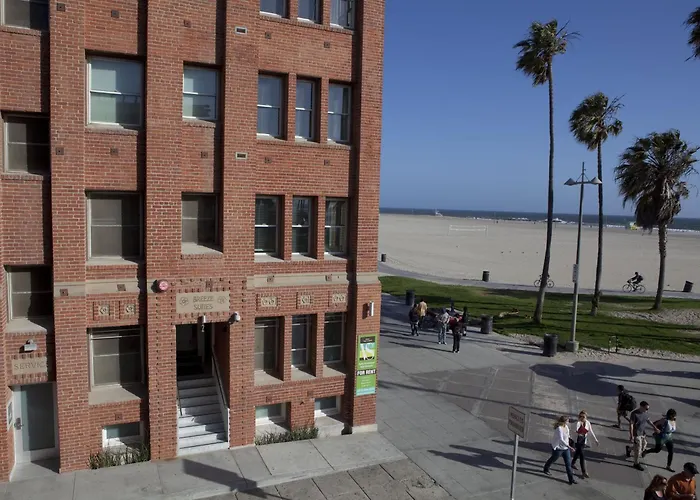 3 star hotels Venice Breeze Suites