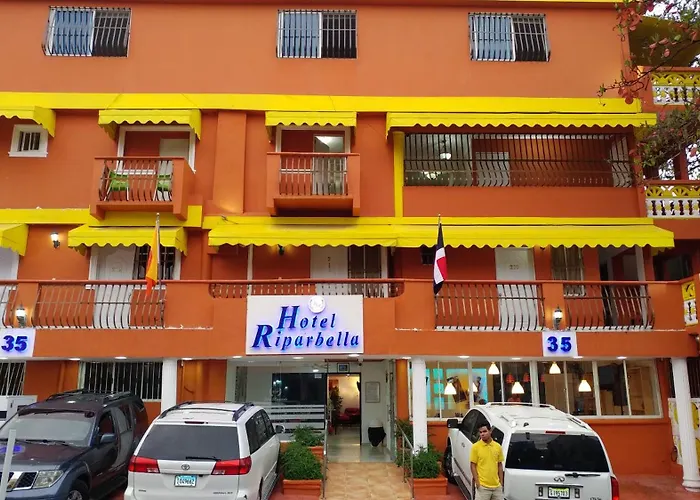 Central hotel: Hotel Riparbella