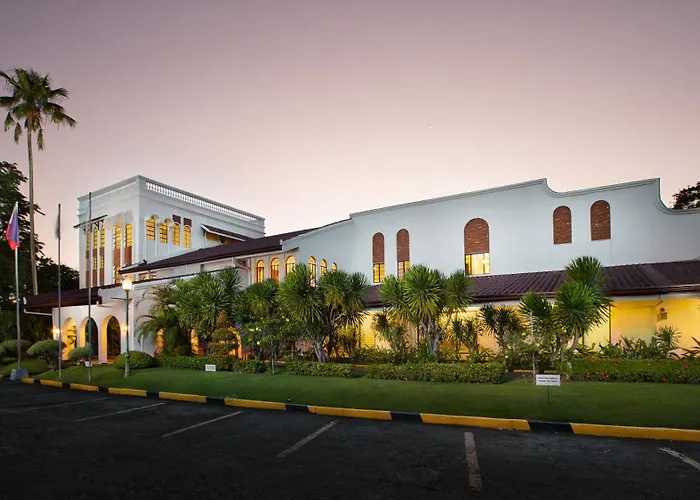 Montebello Villa Hotel