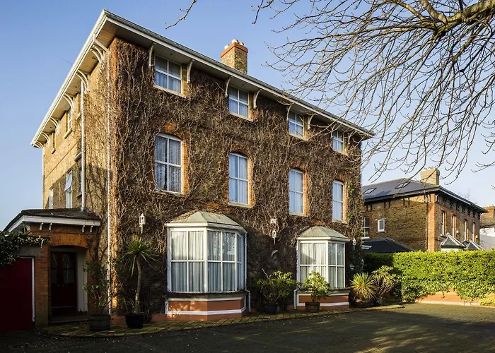 Aberdeen Lodge