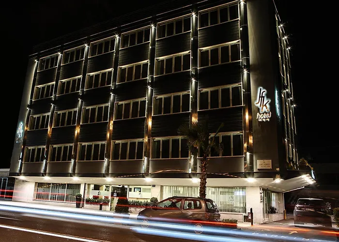 Luxury hotel only: Best Western Jfk Hotel