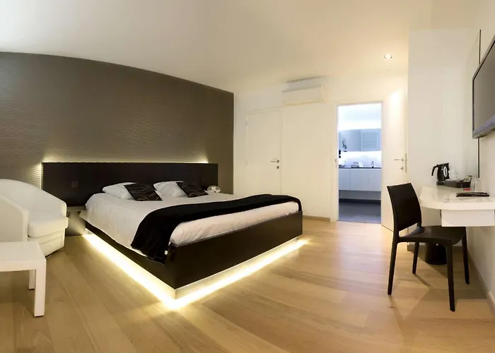 B&B: B&B Aquabello