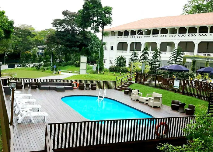 Raintr33 Singapore