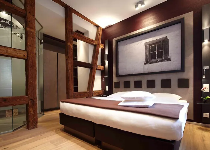 3-Sterne-Hotel: Hotel und Weinhaus Zum Krug