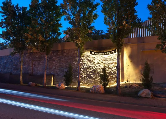 Hôtel central: Hostalet De Begur - Adults Only