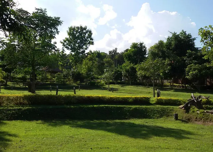 Paipunthong Resort
