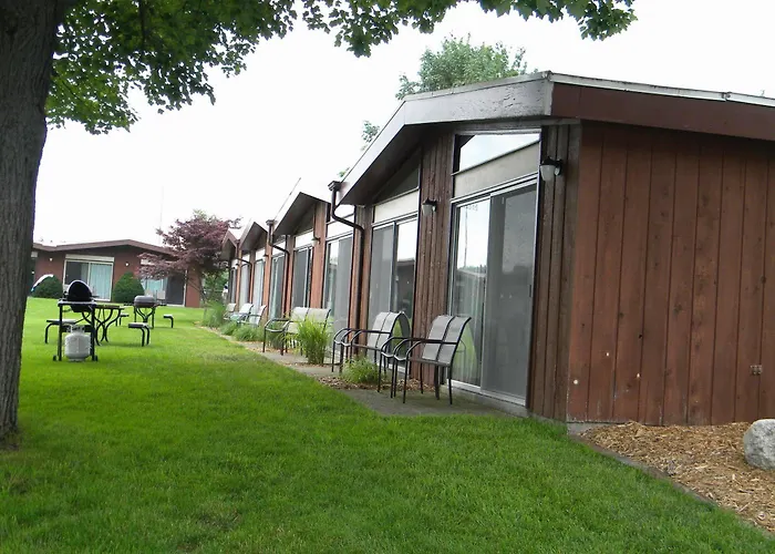Nader'S Motel & Suites