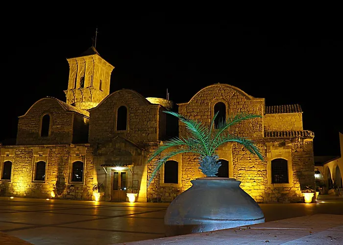 Pet Friendly hotel: Onisillos Hotel