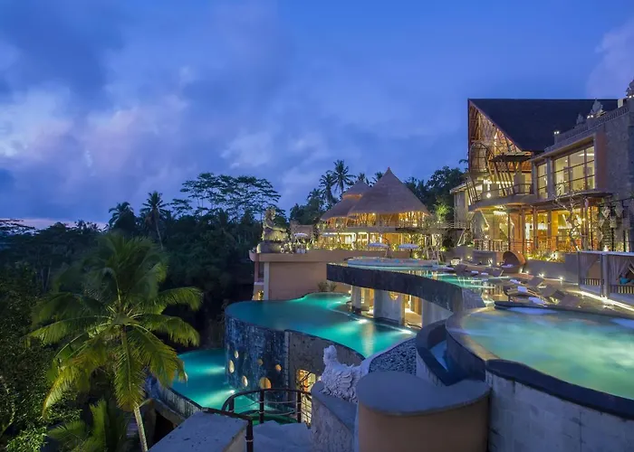Hotel de luxo Apenas: The Kayon Jungle Resort