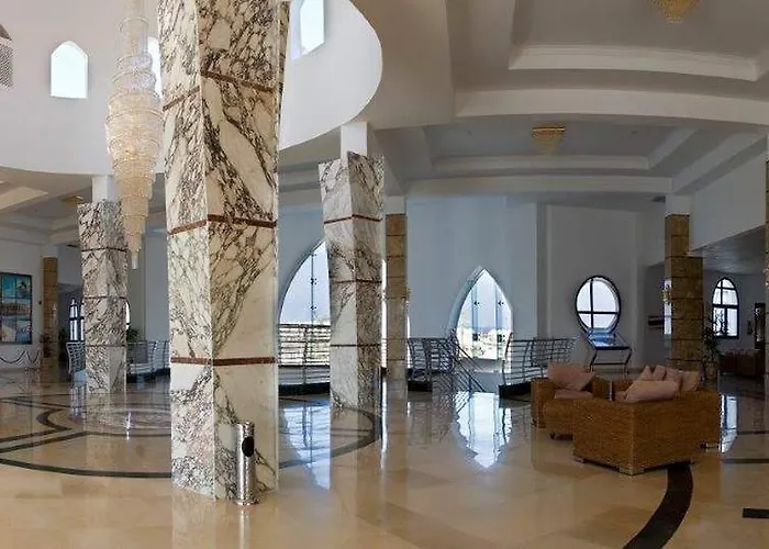 Luxe hotel: Gorgonia Beach Resort