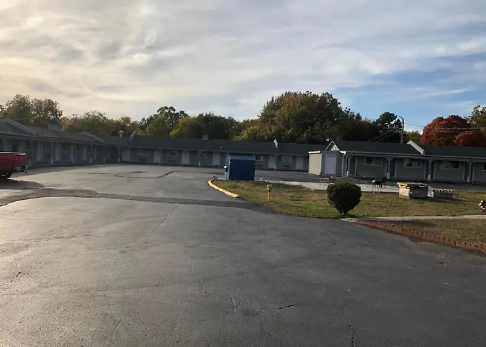 Motel: Dogwood Park Inn