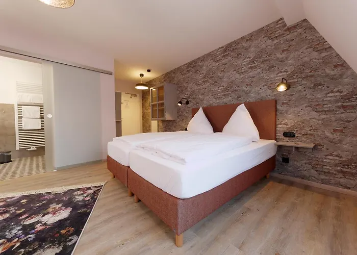 3 SterneHotel Weinbar FAHR AWAY