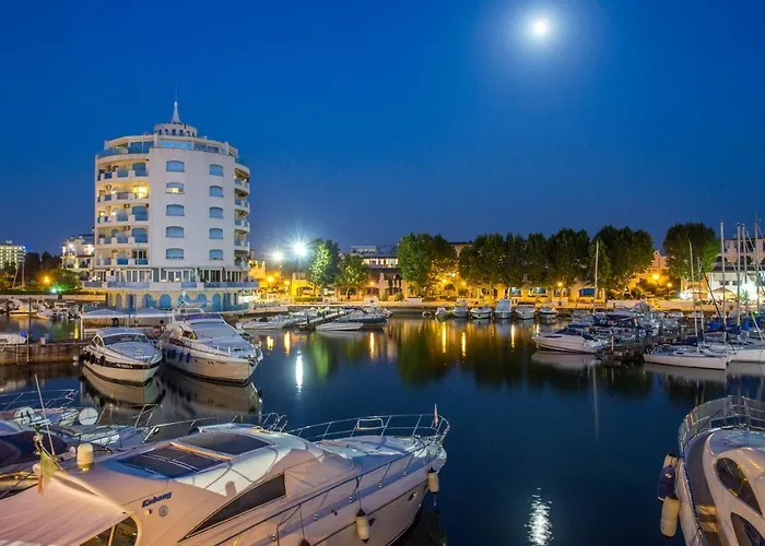 Hotel sulla spiaggia: Portoverde Luxury Houseboat