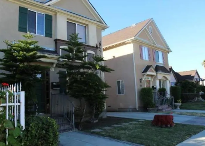 Hostel: The Anderson Estates