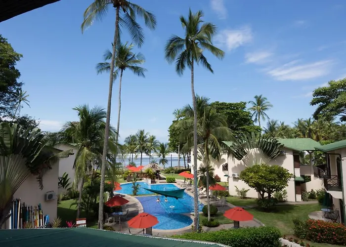 Club Del Mar Oceanfront